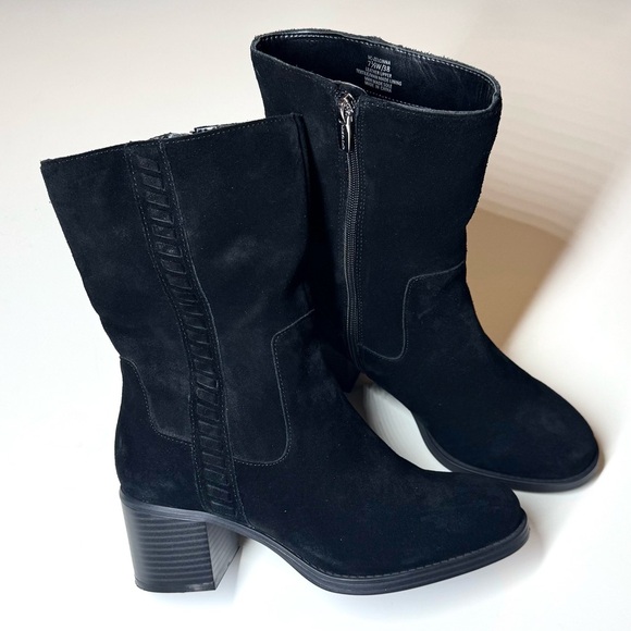 Vince Camuto Women’s Mid-Shaft Suede Boots Black Size- 7.5 W - Picture 1 of 10